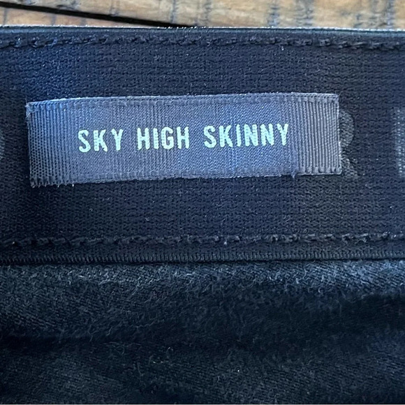 Torrid Sky High‎ Skinny Distressed Jeans - Picture 5 of 6